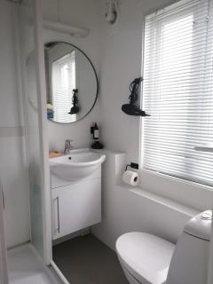 Cozy guesthouse near the city center and Pedersgata - 3