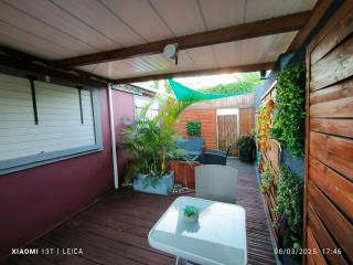 JOLI F2 rénové avec terrasse - 7