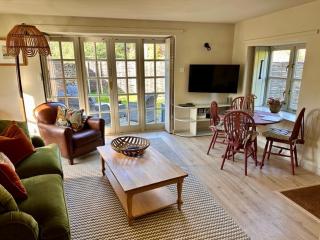 The Barn at The Manor in Cole, Bruton - 7