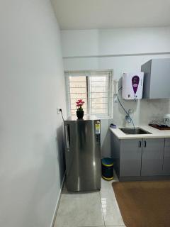 Couple friendly entire home with car parking - 1