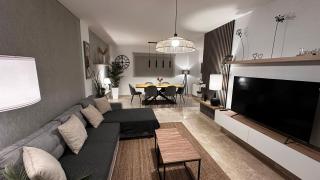 Hollywood Apartman - Sun, Relax & Golf - 0