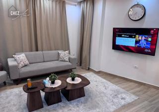 Smart Home near Airport & AUC Fast WiFi - 5