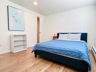 Cozy Entire Apartment Units in the heart of Capitol Hill - 6