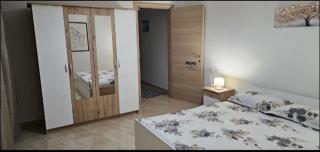 Lighthouse Spacious New Bazaar - 9