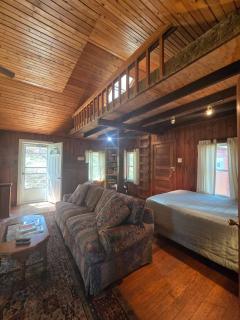 Lakefront Fun on Papakeechie | Kayaks & More! - 5