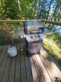 Lakefront Fun on Papakeechie | Kayaks & More! - 3