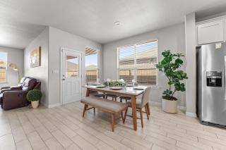 Luxury 3BR House near Airport in Midland TX - 6