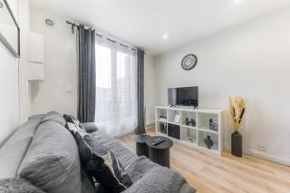 Appartement Cinéma Aéroport Orly - Parking gratuit & VTC - 3