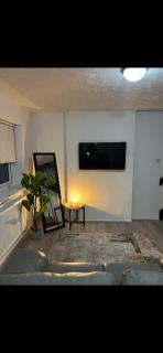 Home away from home - Bury - 2