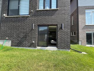 Brand new modern private suite in Kitchener - 2