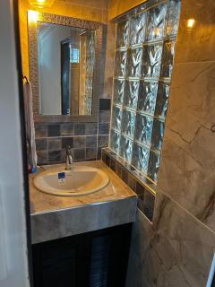 Your Perfect Luxury Escape by the Sea - 4