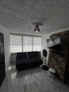 Your Perfect Luxury Escape by the Sea - 1