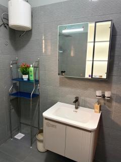 Serene Modern Escape in Kampala, Ntinda - 2