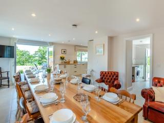 Llwyncelyn Farmhouse - 6