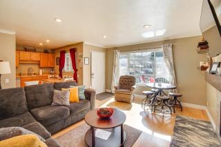 Walk to Giant Steps and Hot Tub Brian Head Condo! - Brian Head - 5