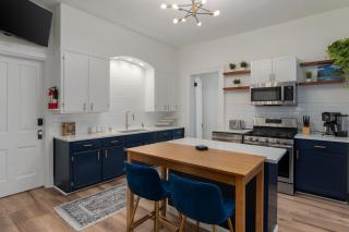 Short North Luxury 4BR Free Parking & Fire Pit - 8