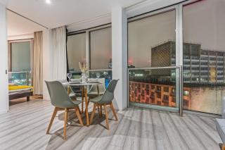 #79 World Famous Rotunda Skyline Views 2Bed 2Bath - 5