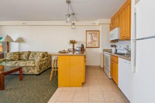 Kaanapali Shores 940 · KS 940 Top Floor Studio w Ocean Views AC - 8