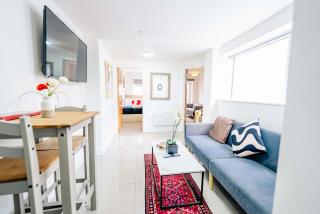 2 Bedrooms Ground Floor Flat With Private Garden - 7