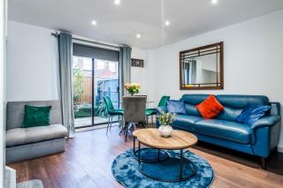 Great Location 2 Bedroom House in Nottingham, Private Garden, Fast Wi-Fi and Free Parking - 7