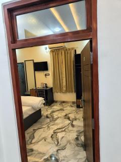 Hotel Phir Aana - 4