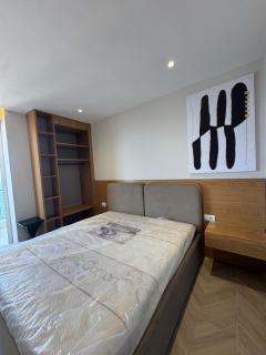 Two Bedroom Modern Seaview Apartment - 2