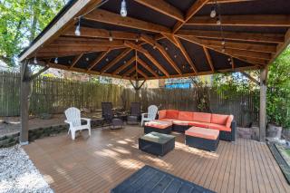 Modern 5BR Corporate Stay 10 Mins to NYC + Parking - 5