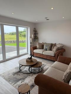 Stylish Cosy Stunning View Villa in Kirkwall, Free Parking and WiFi - 0