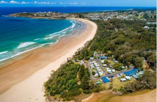 Leo's Beach Hideaway - Stylish Tiny Home - 5