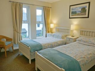 Badger Cottage - 2