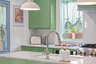 Spacious, Peaceful, Historic - 3 Minute Walk to the Square - 4