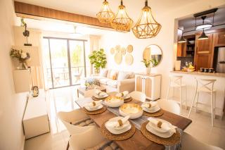 Tropical Getaway with pool & steps to the beach - 9