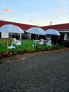 Shado's residence self catering cotages - 8