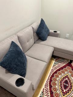 Cozy and comfy 2 Bed rooms - 4