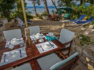 Sirena Beach House - 2