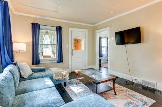 3 Mi to Dtwn Saginaw Cozy Family Home with Yard! - 6