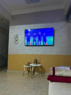 Appart bien équipé avec jardin privé à California - 8