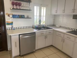 Family Beach House with an Amazing Ocean View - 5