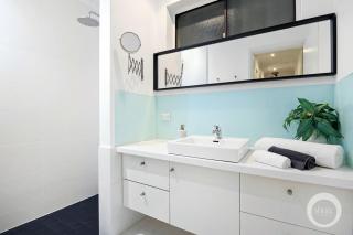 Coastal Beachfront Gateway in City Beach - Perth - 6