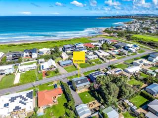 Sunnys Beachhouse - 70 Hargreaves Rd, Middleton - 9