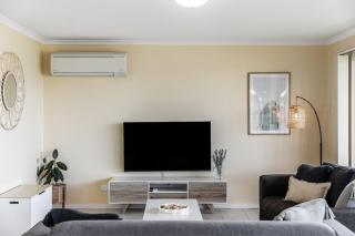 Sunnys Beachhouse - 70 Hargreaves Rd, Middleton - 5