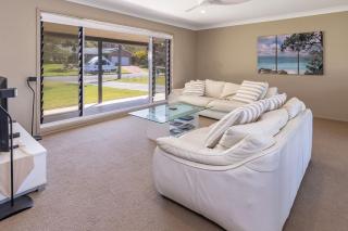 32 Colliton Parade - 0