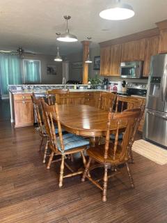 Dirt Road Inn Quiet Country Home - 0