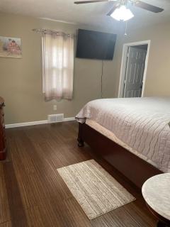 Dirt Road Inn Quiet Country Home - 9