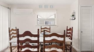 Lagoon Front 4 Bedroom Beat The Crowds - 2