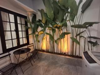 Enjoy and relax living villa style residence - 6