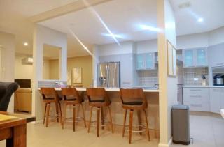 Beach Break at The Entrance - 6