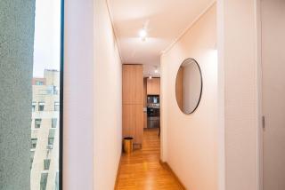 HOM l Las Condes 2D2B Metro Alcantara con Parking - 1