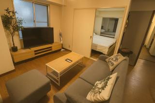 r311 Spacious Apartment near Dotonbori Namba Walk to Nipponbashi - 1
