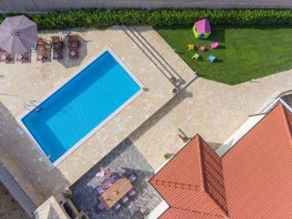 Katarina with pool & fantastic view - 1